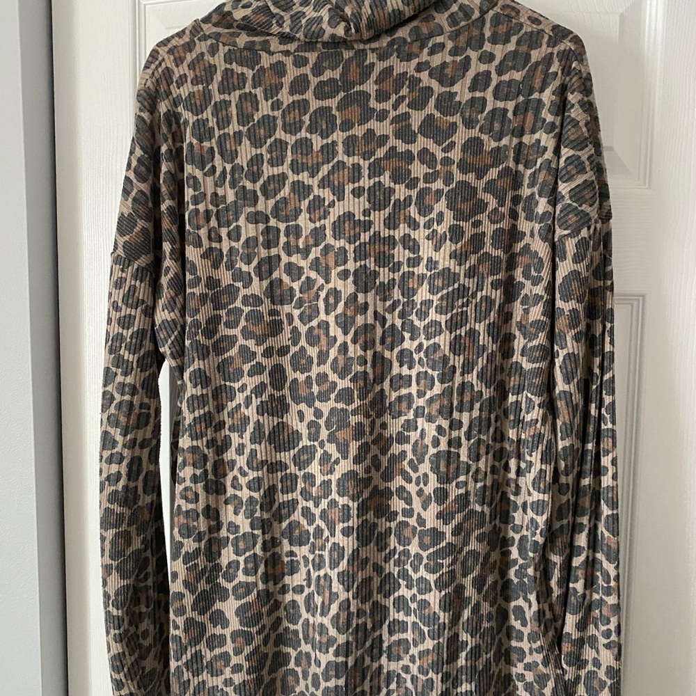 BKE Animal Print Knit Top